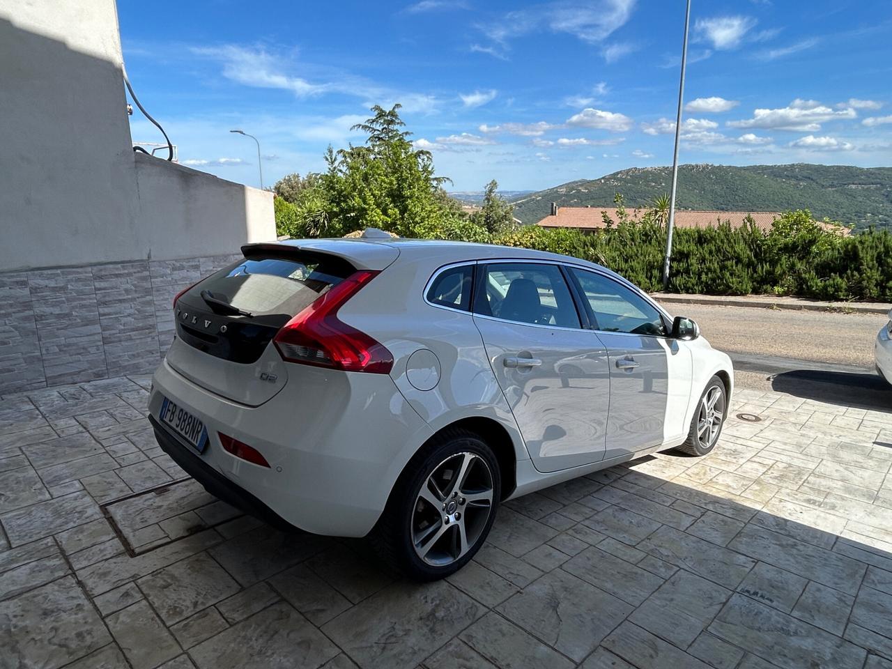 Volvo V40 2.0 120 cv D2 UNICOPROP.