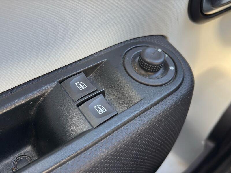 Renault Twingo Twingo 1.0 sce Equilibre 65cv