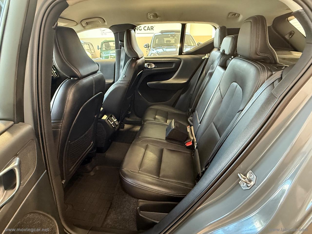 VOLVO XC40 D3 Geartronic Momentum N1 AUTOCARRO