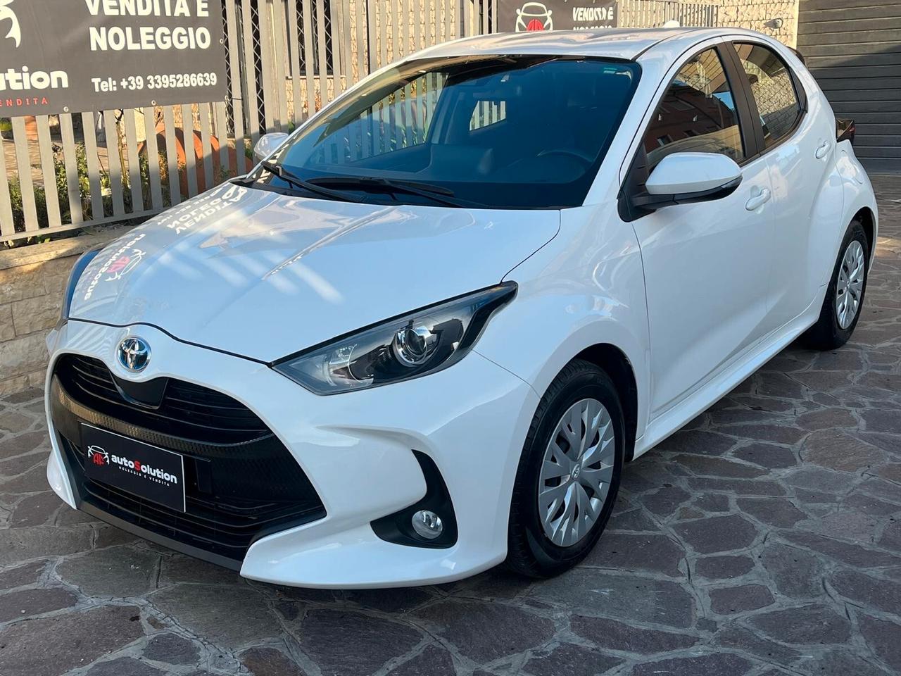 Toyota Yaris 1.5 Hybrid 5 porte Active