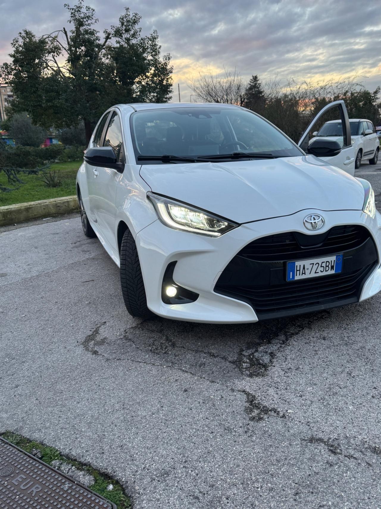 Toyota Yaris 1.0 5 porte Trend