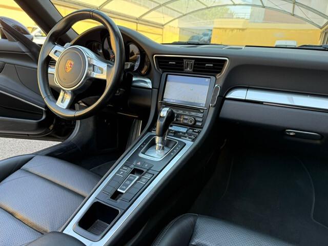 Porsche 911 3.4 Carrera Cabriolet Black Edition