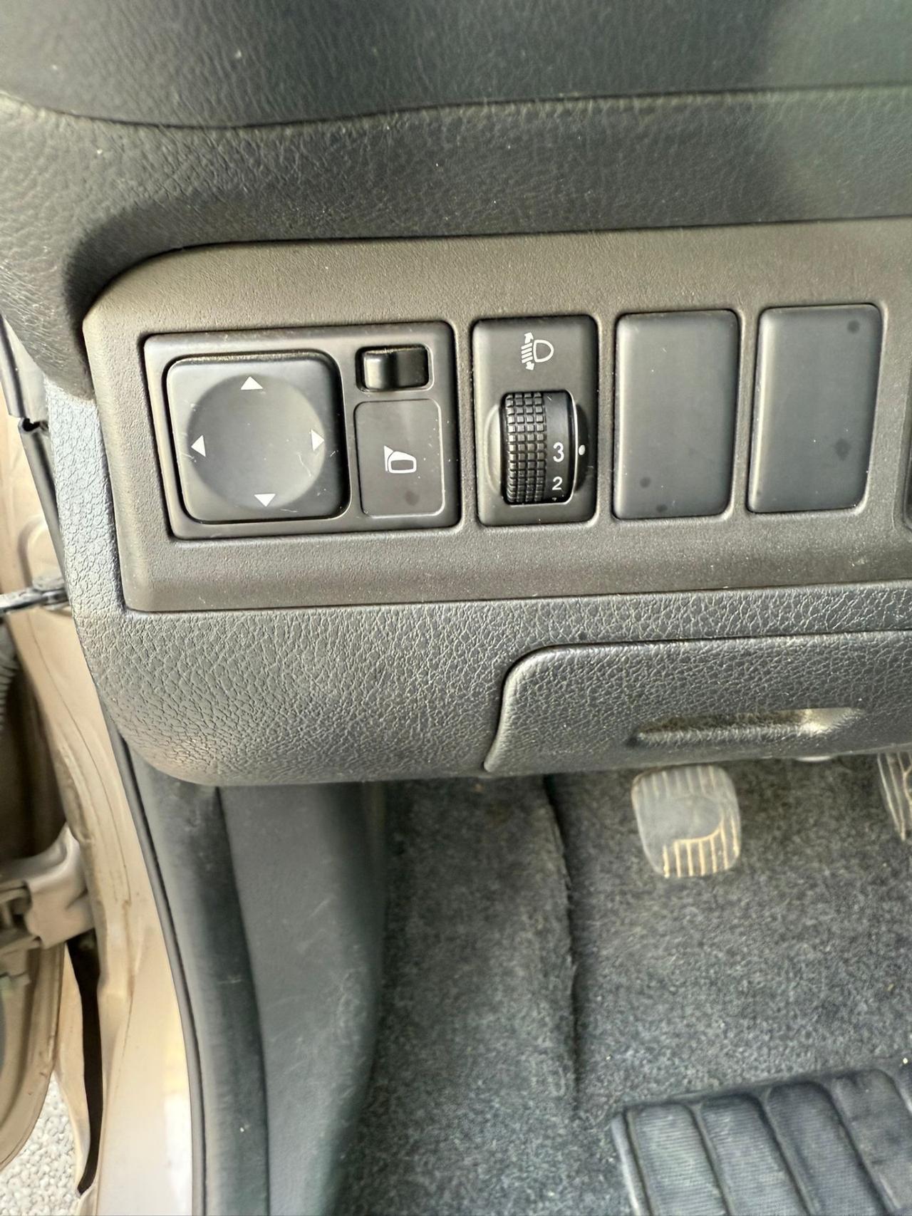 Nissan Note 1.4 16V Acenta 150000 km