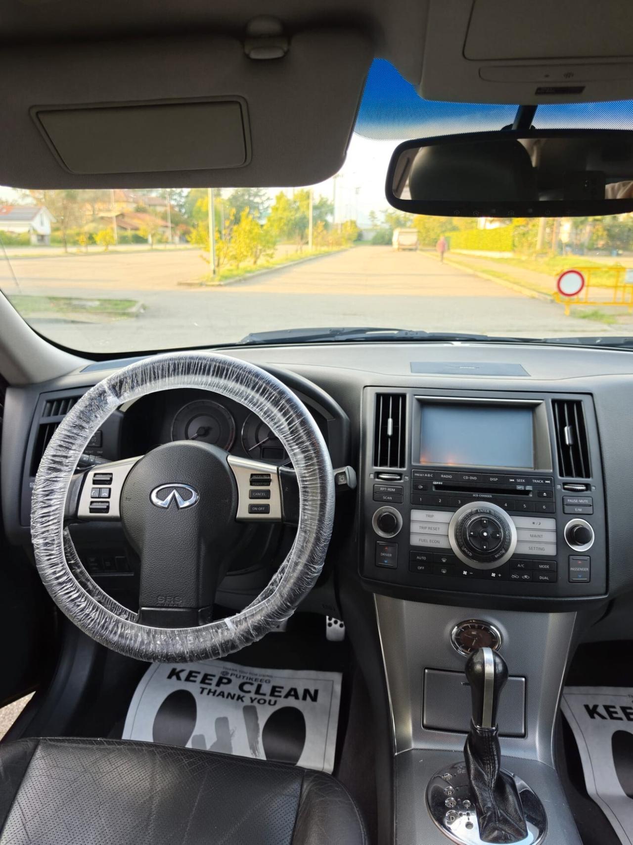 Infiniti FX 35