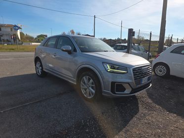 Audi Q2 30 TFSI Identity Black