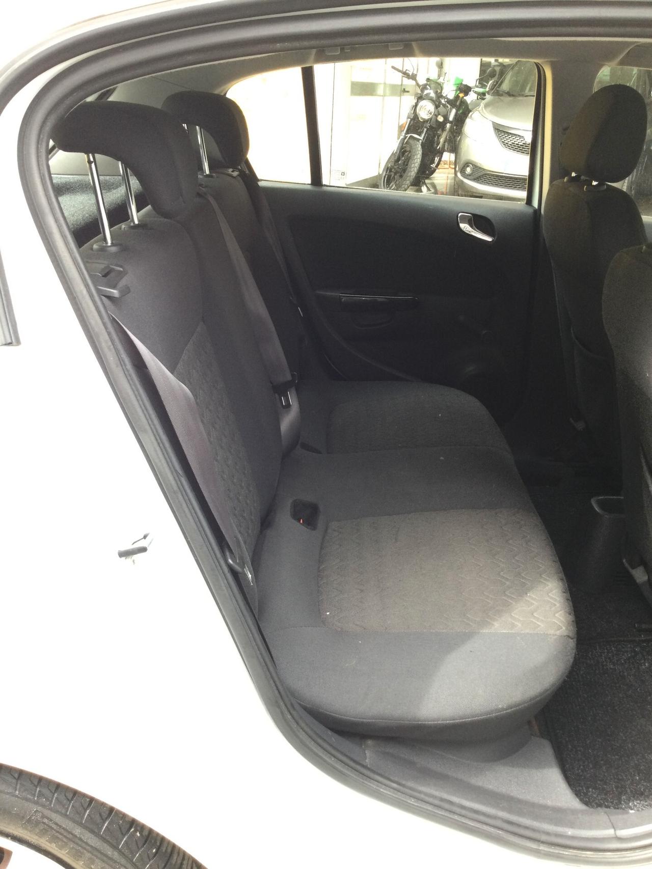 Opel Corsa 1.2 85CV 5 porte GPL-TECH Edition