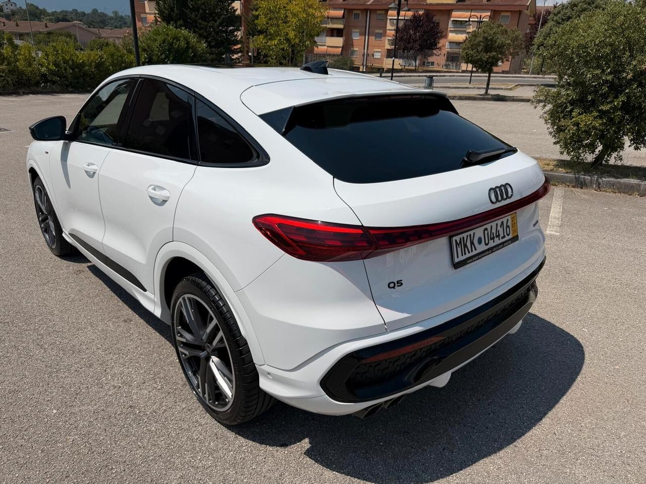 Audi Q5 SPB 40 TDI 4x4/STRONIC/SLINE/TETTO/TEL-360/PDC/CRUISE/RADAR/CERCHI 21/PORT ELEETT/V.PRI/DISTRONIC