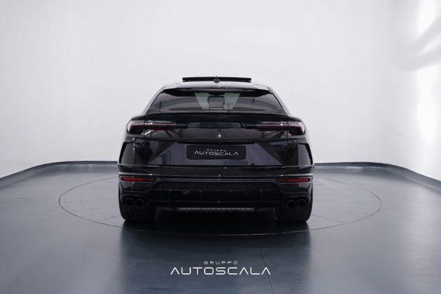 LAMBORGHINI Urus 4.0 650cv