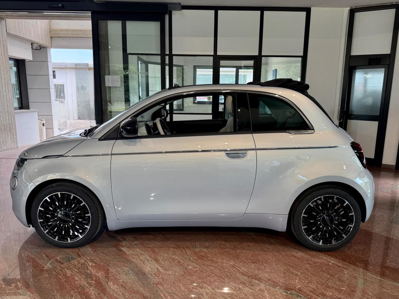 Fiat 500 Cabrio Hybrid - INTROVABILE PRONTA
