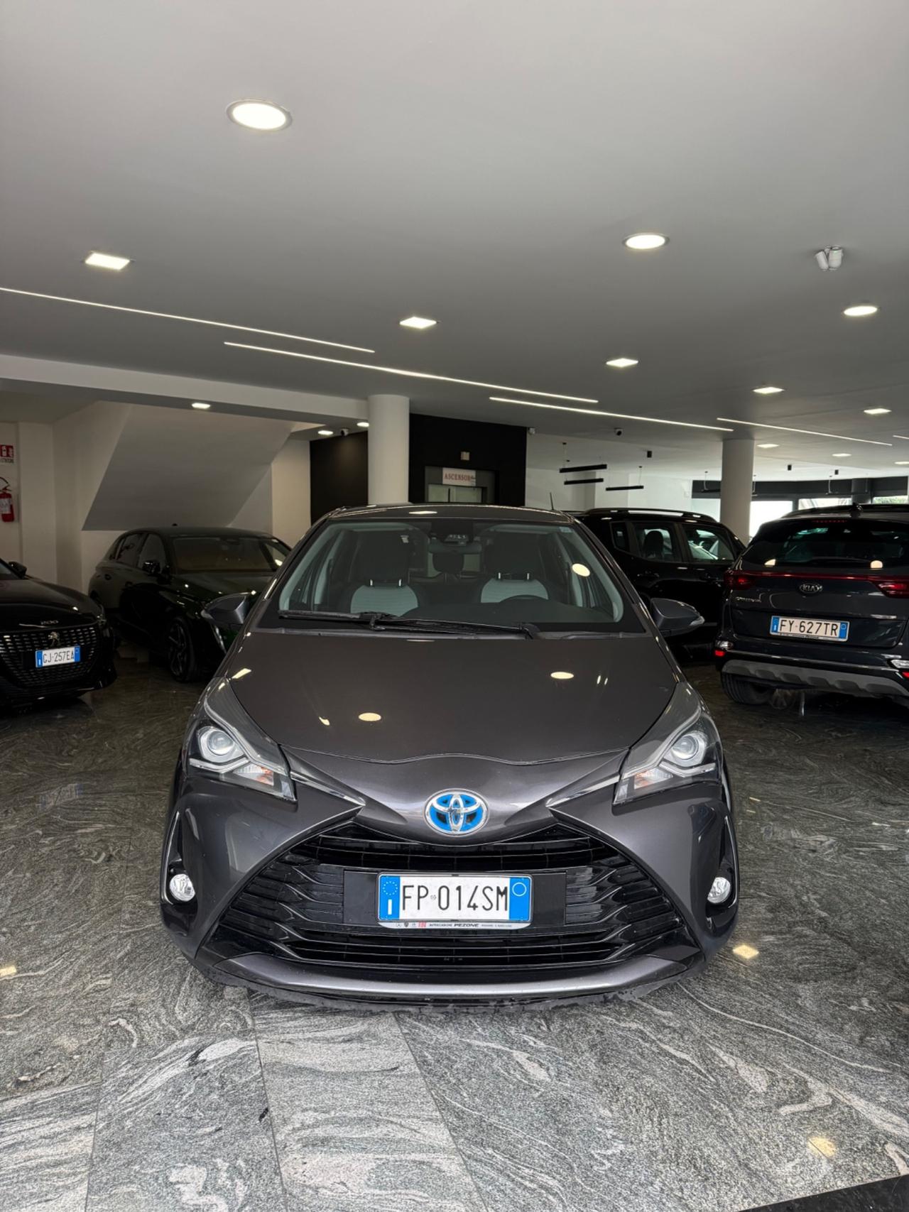 Toyota Yaris 1.5 Hybrid 5 porte Business
