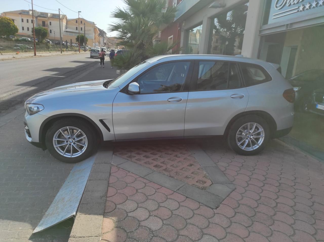 Bmw X3 sDrive18d mhev 48V auto