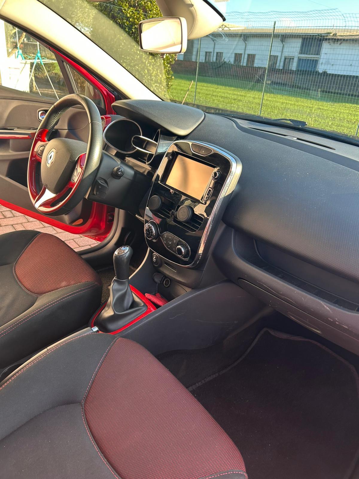 Renault Clio 1.2 75CV Live UNICO PROPRIETARIO