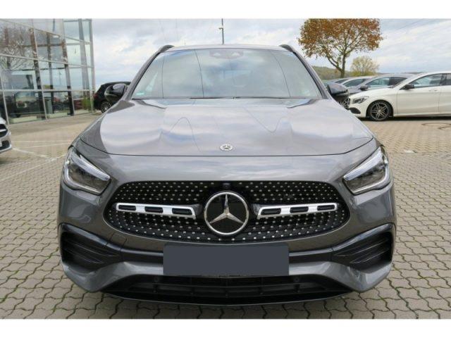 MERCEDES-BENZ GLA 200 d Automatic 4Matic Premium