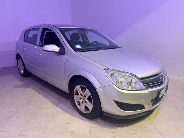 OPEL Astra 1.6 16V VVT 5 porte Cosmo