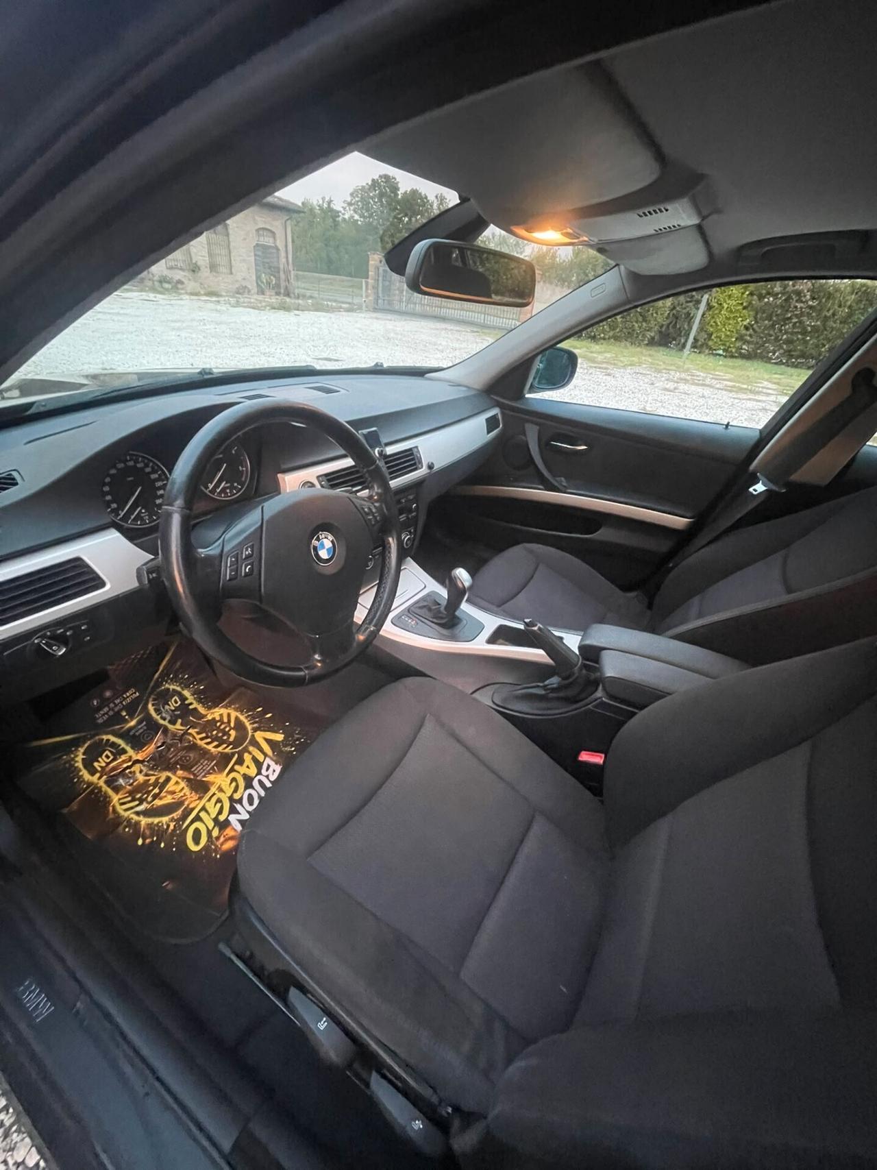 Bmw 320 320d cat Touring Attiva