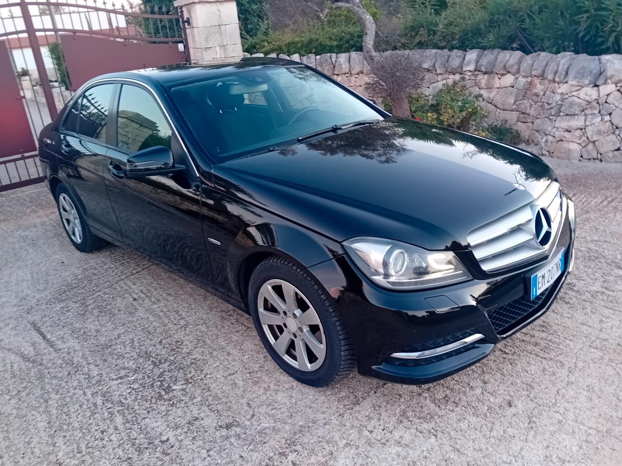Mercedes-benz C 200 CDI BlueEFFICIENCY Elegance