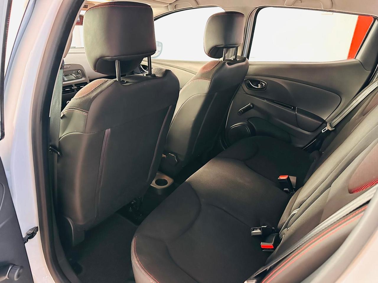 Renault Clio 1.2 75CV 5 porte Wave