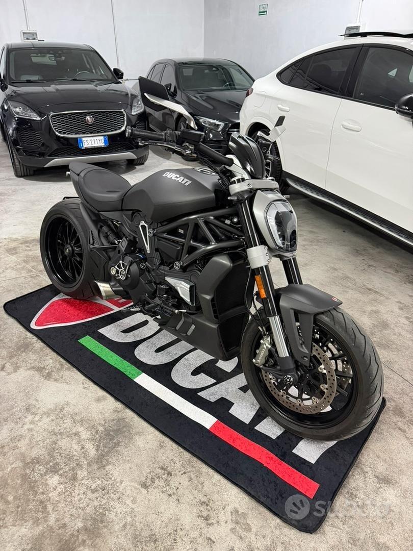 Ducati Xdiavel Dark carbon 2023 uni pro