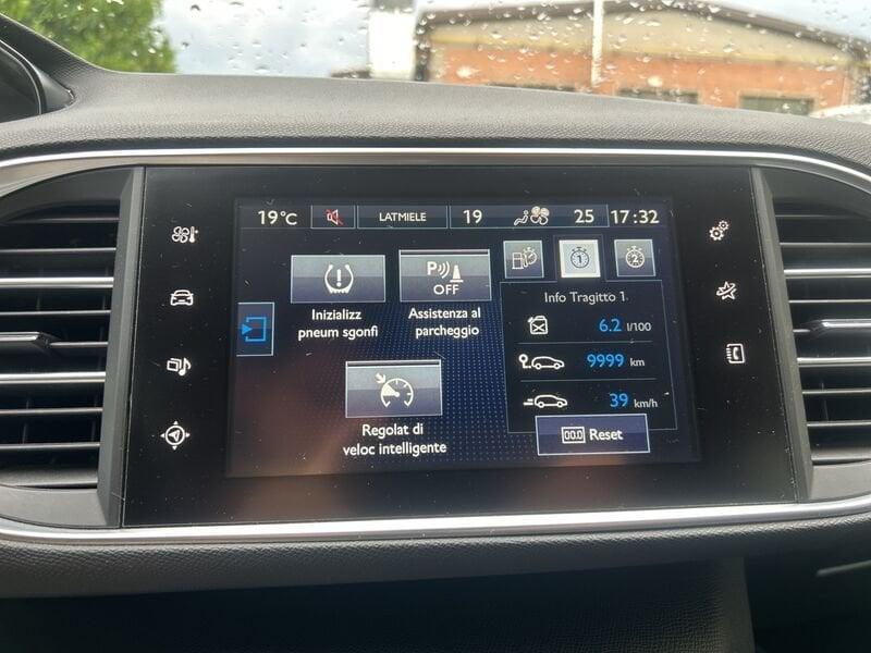 Peugeot 308 BlueHDi 120 S&S Business