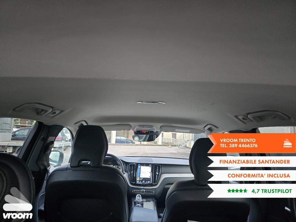 VOLVO XC60 (2017-->) XC60 B4 (d) AWD Geartronic...