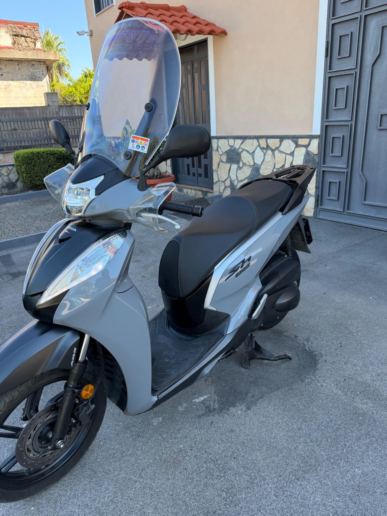 Honda SH 300 i Air Force