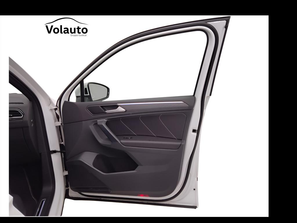 VOLKSWAGEN Tiguan II 2021 - Tiguan 2.0 tdi R-Line 4motion 150cv dsg