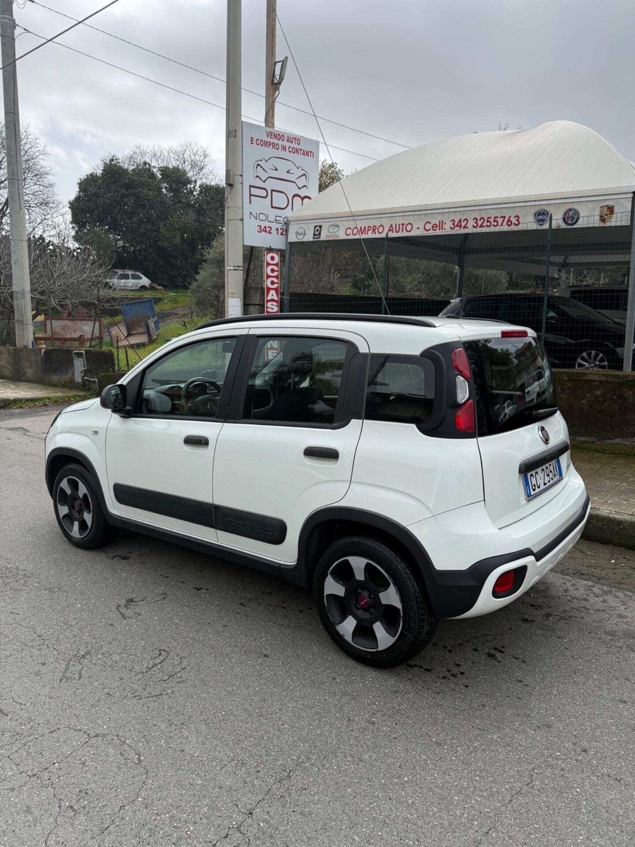 Fiat Panda 1.0 FireFly S&S Hybrid City Cross