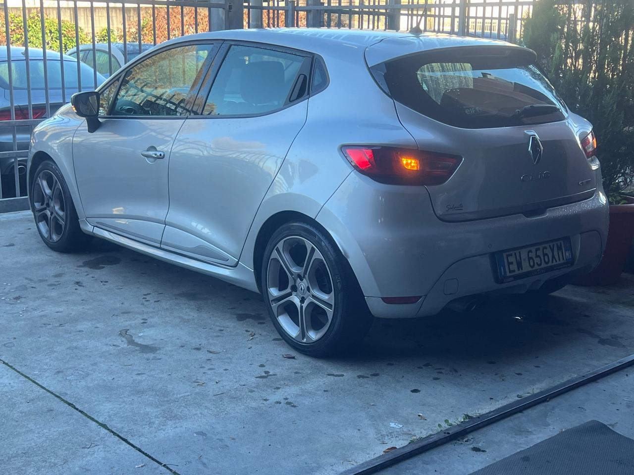 Renault Clio 1.2 TCe 120CV EDC 5 porte GT