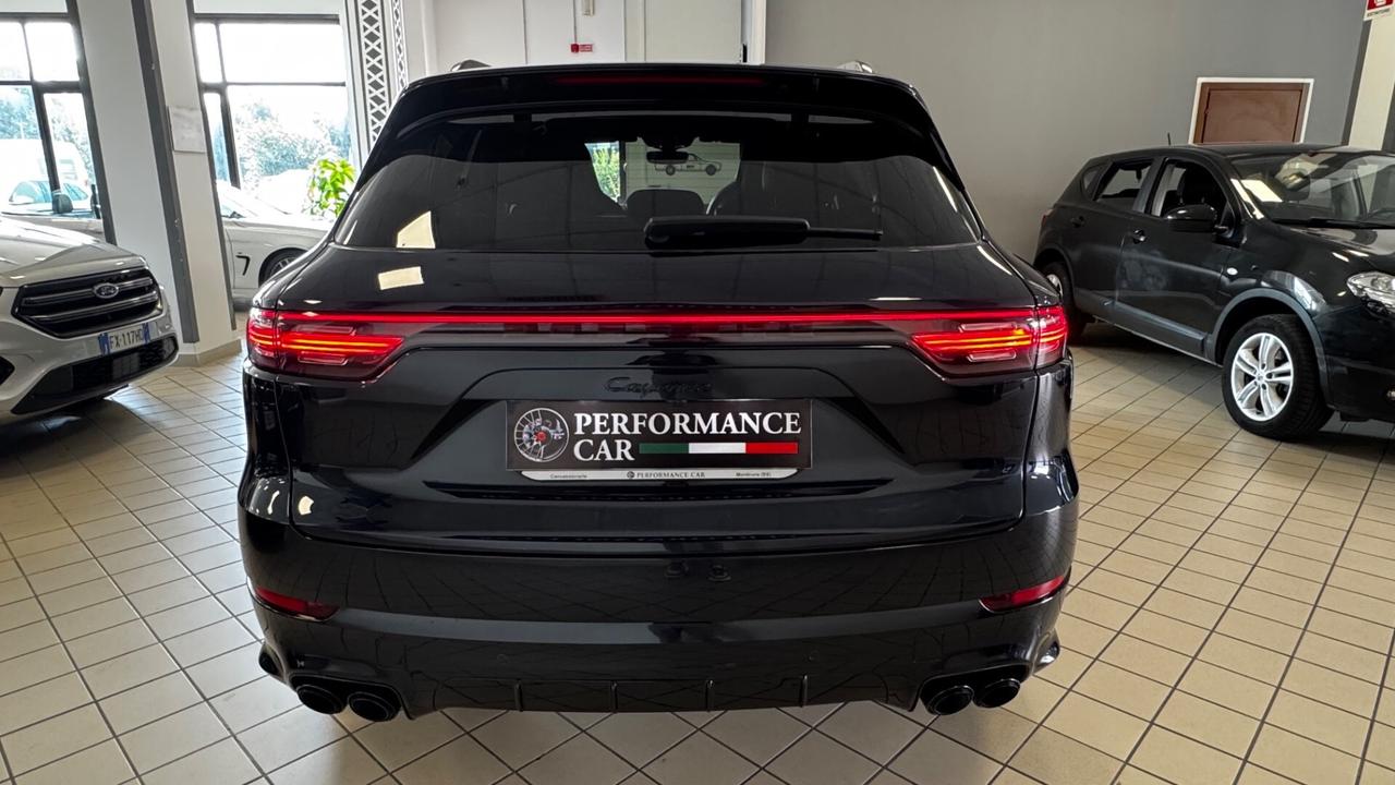 Porsche Cayenne 3.0 V6 Platinum Edition
