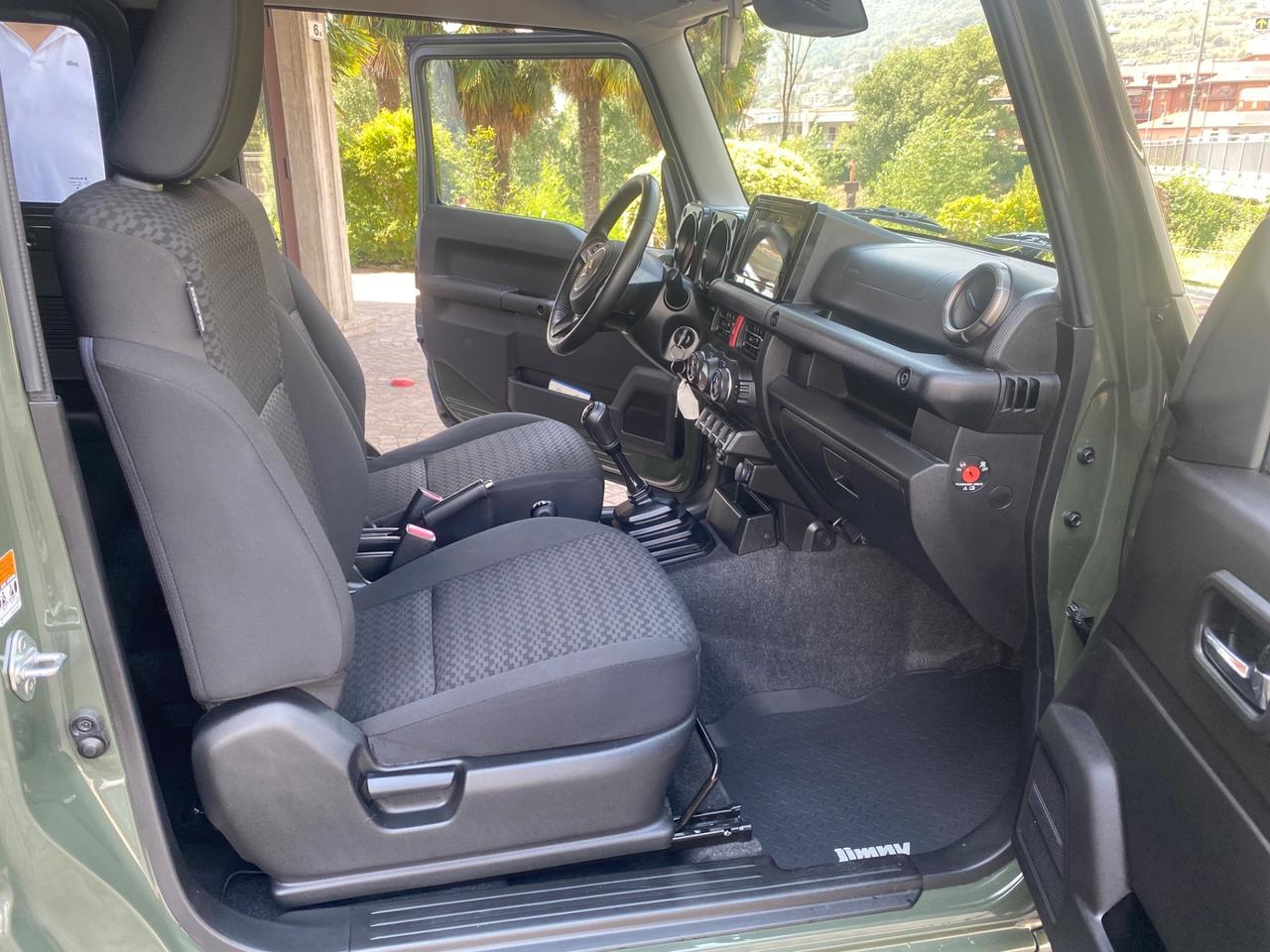 Suzuki Jimny 1.5 5MT Top 4 POSTI