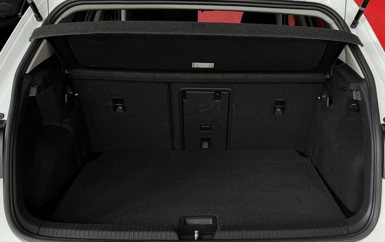 Volkswagen Golf 2.0 TDI 115 CV SCR Life