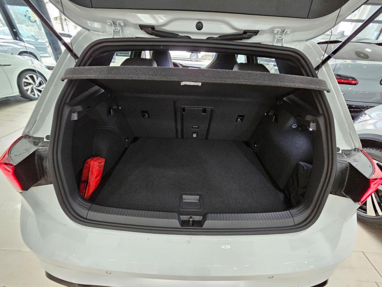Volkswagen Golf R-Line Tetto Navi Camera C.18" RLine R Line