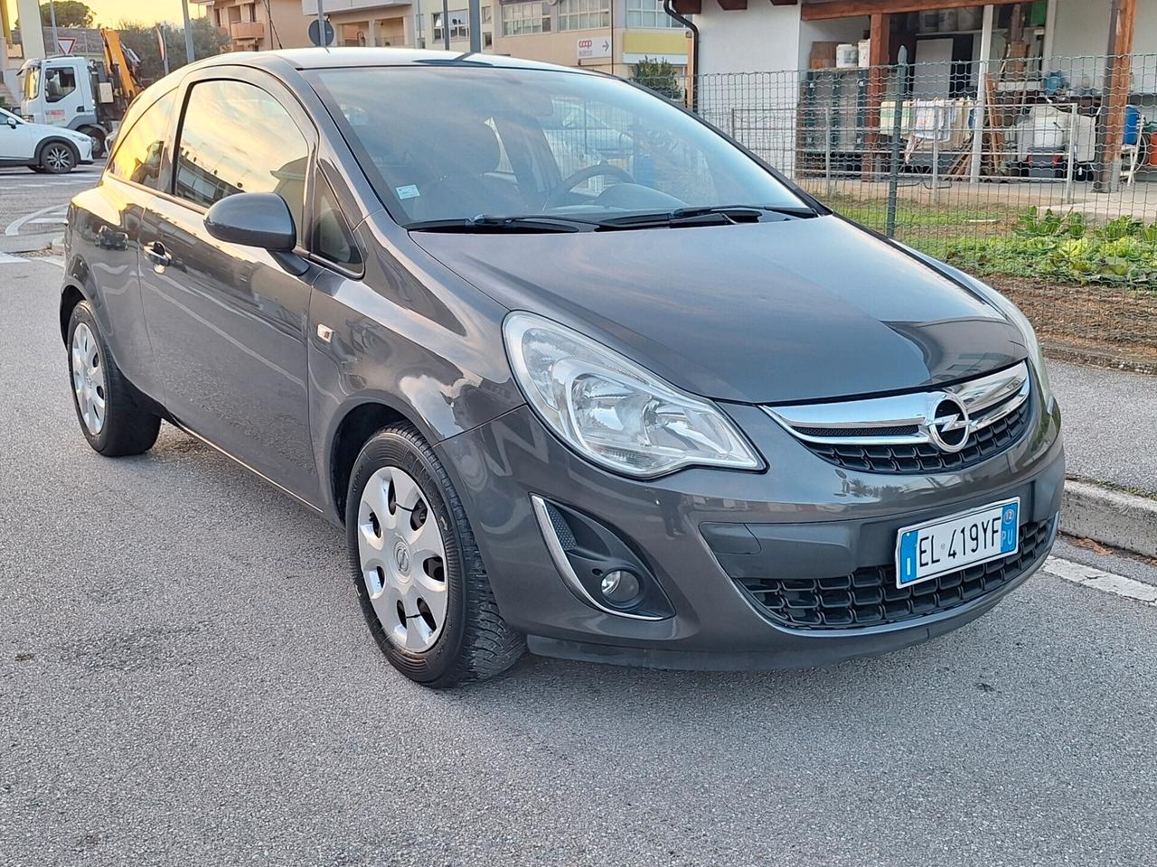 Opel Corsa 1.3 CDTI 75CV F.AP. 3 porte b-color NEOPATENTATI EURO5
