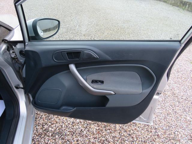 FORD Fiesta 1.2 82 CV 5 porte Titanium