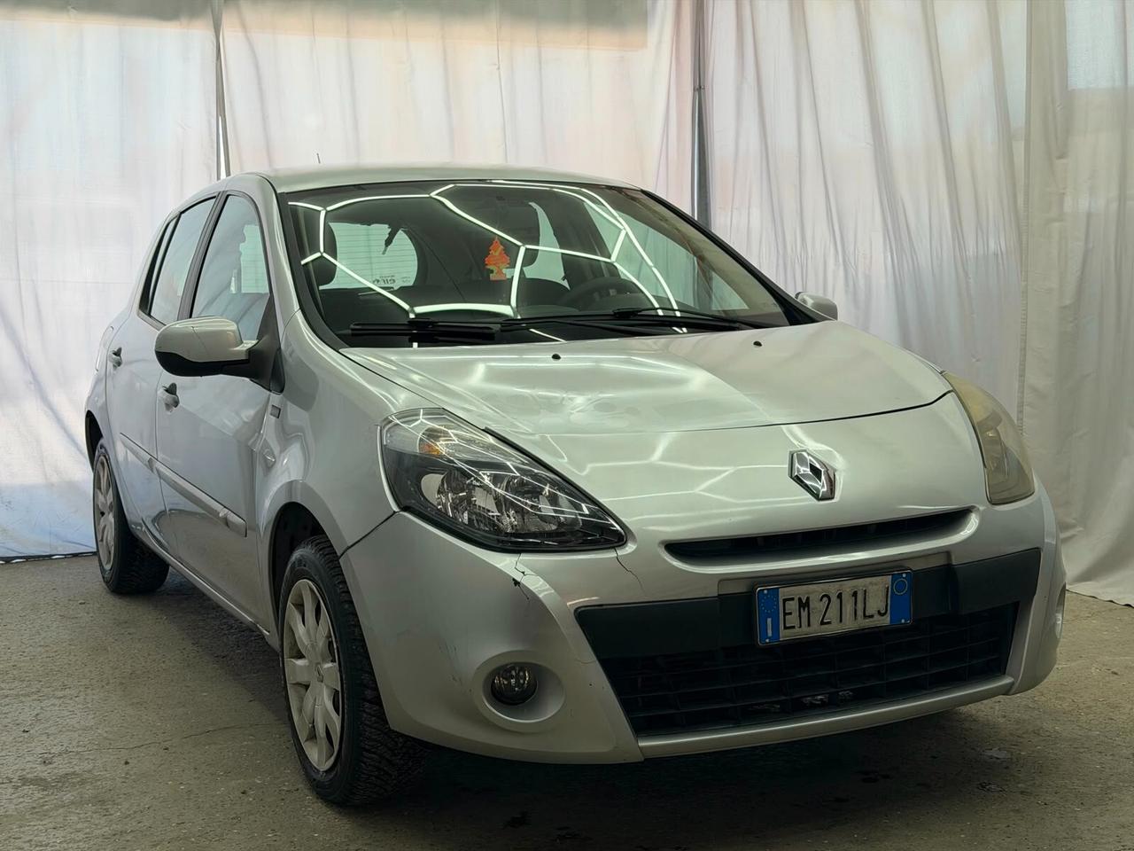 Renault Clio 1.5 dCi 75CV 5 porte Yahoo FINANZ SENZA BUSTA PAGA