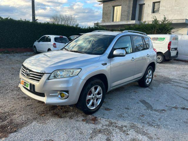 TOYOTA RAV 4 MY23 4X4 RAV4 2.2 D-4D 150 CV DPF Exclusive