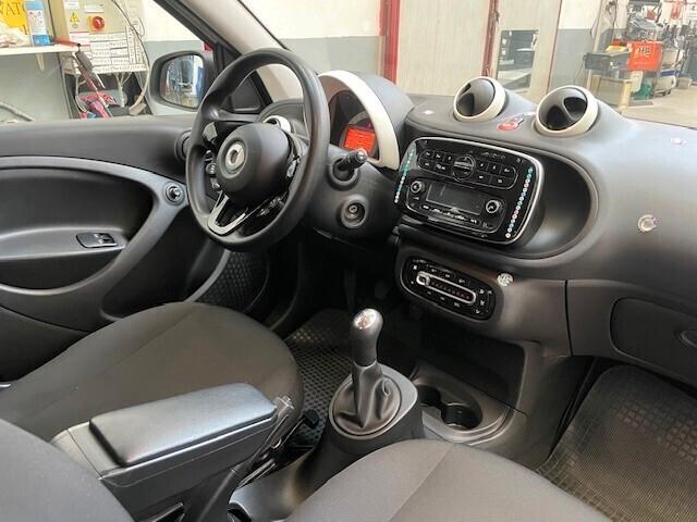 Smart ForFour 70 1.0 Youngster