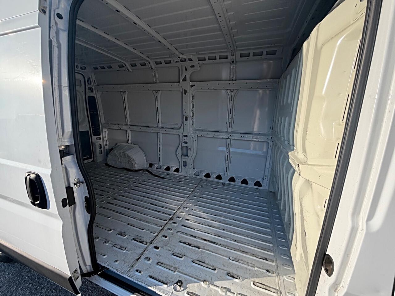 Fiat Ducato 35 2.2 Mjt 140CV PLM-SL-TM Furgone