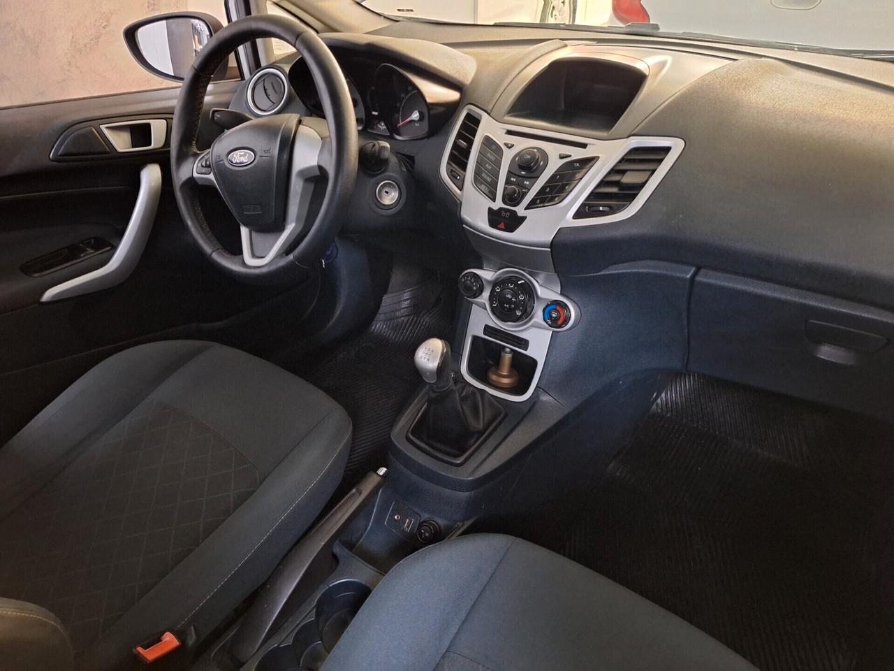 Ford Fiesta 1.2 GPL 82CV 5Porte Titanium
