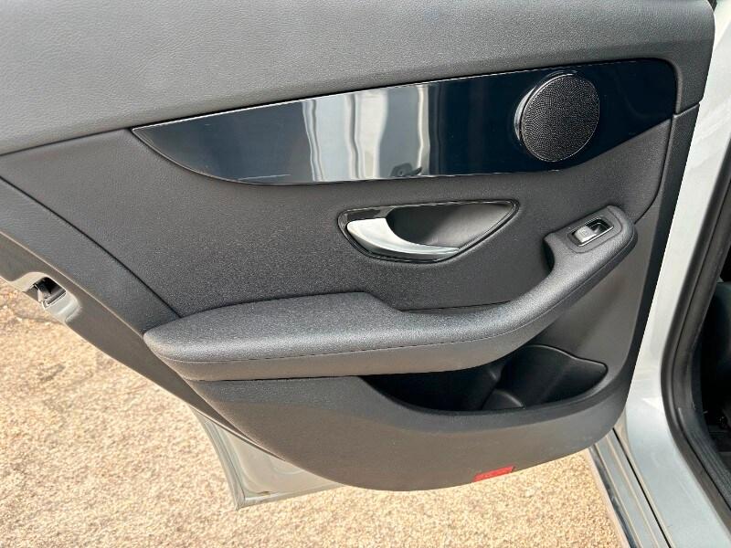 MERCEDES Classe C (W/S205) C 180 d Auto Business