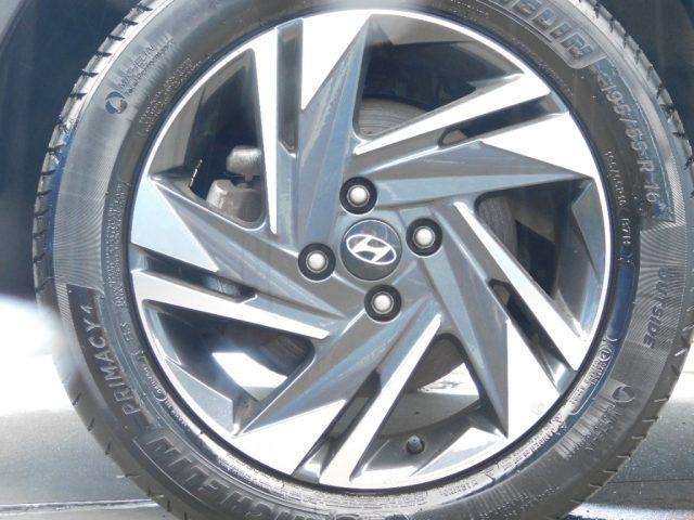 HYUNDAI Bayon 1.0 T-GDI Hybrid 48V iMT XLine