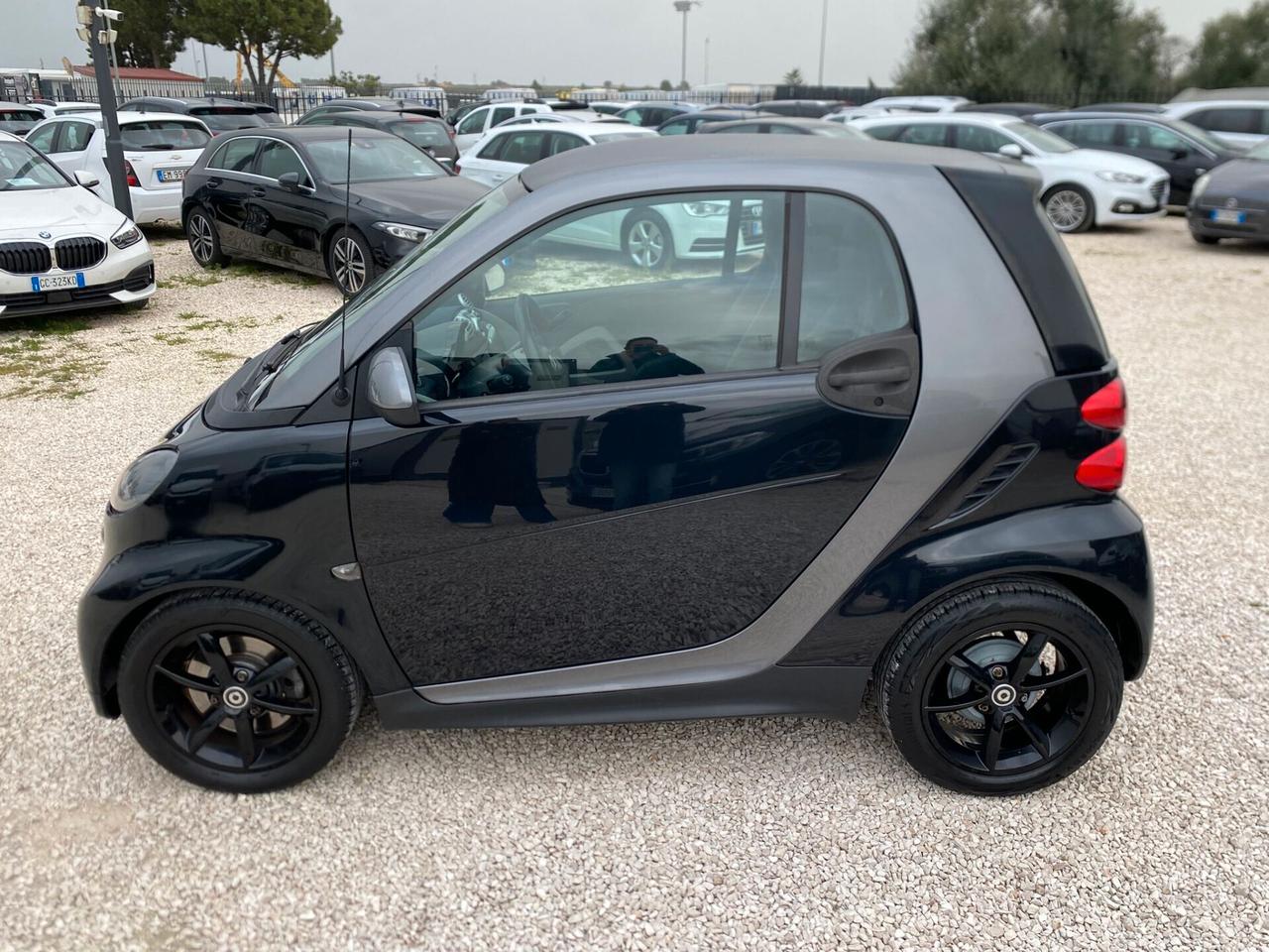 Smart ForTwo 1000 45 kW MHD coupé pure