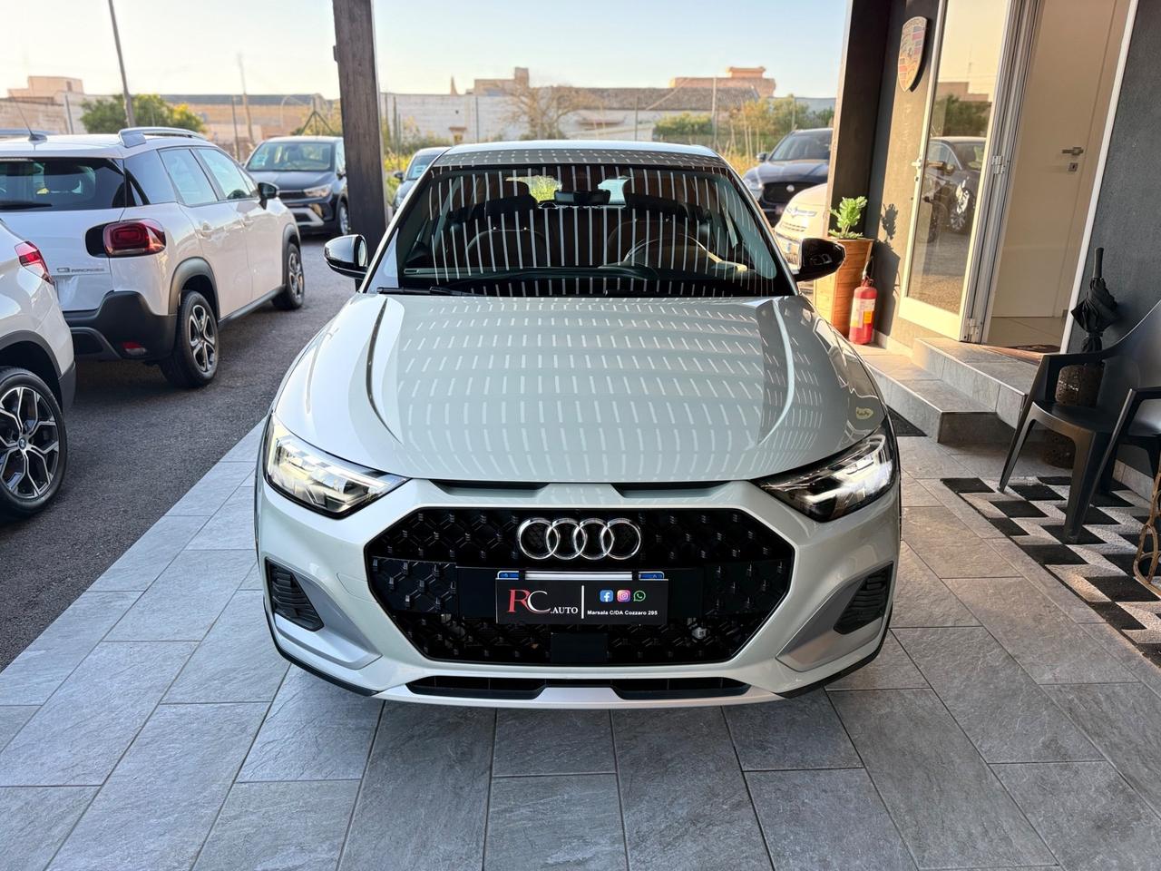 Audi A1 allstreet 30 TFSI Identity Contrast