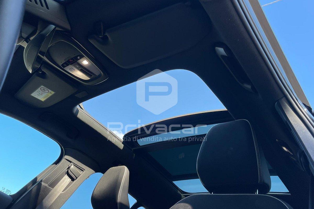 VOLVO XC40 B3 automatico Ultimate Dark