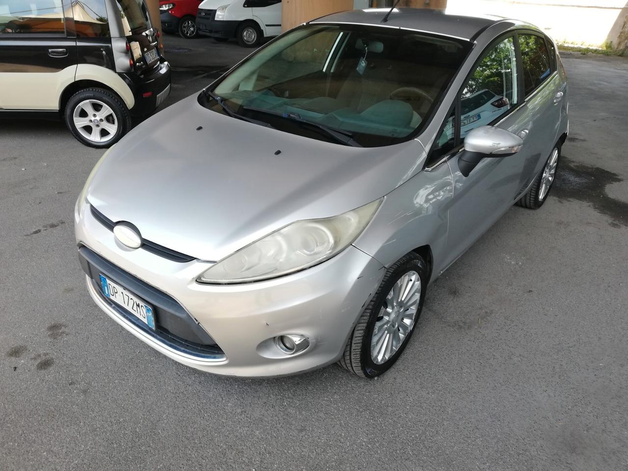 Ford Fiesta 1.4 TDCi 5p. Ghia