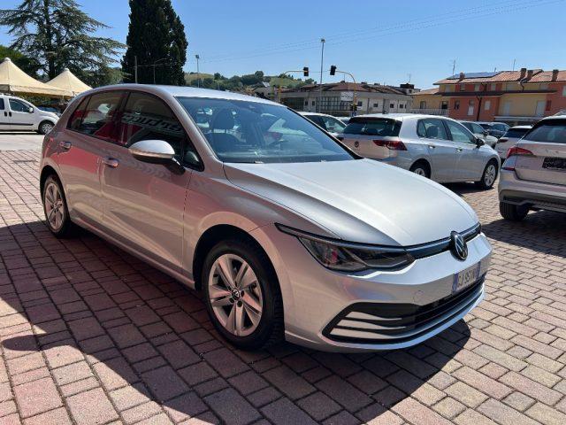 VOLKSWAGEN Golf 1.5 TGI DSG Life