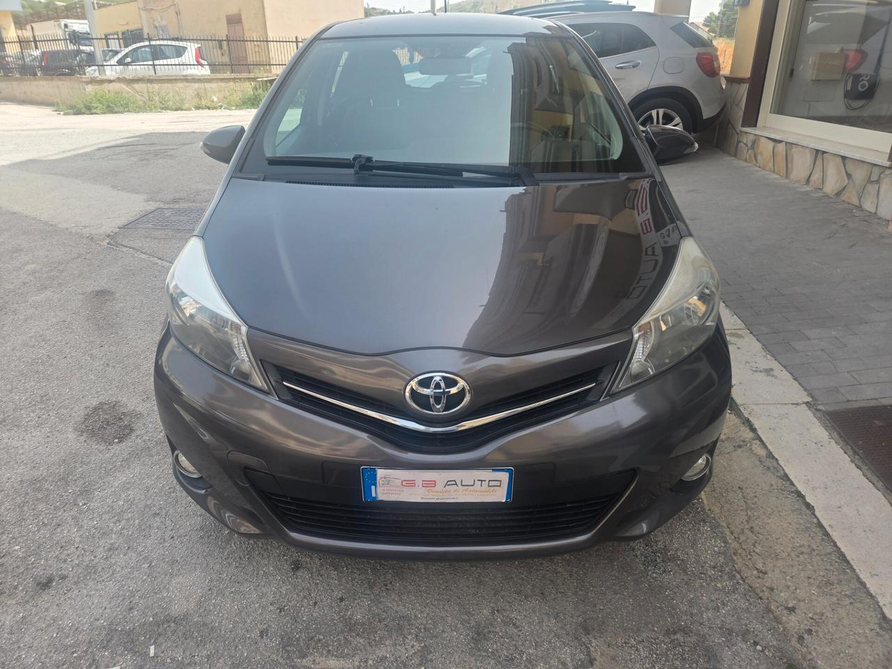 TOYOTA YARIS ANNO 2014 1.0 BENZINA 70 CV KM 90000 CERTIF