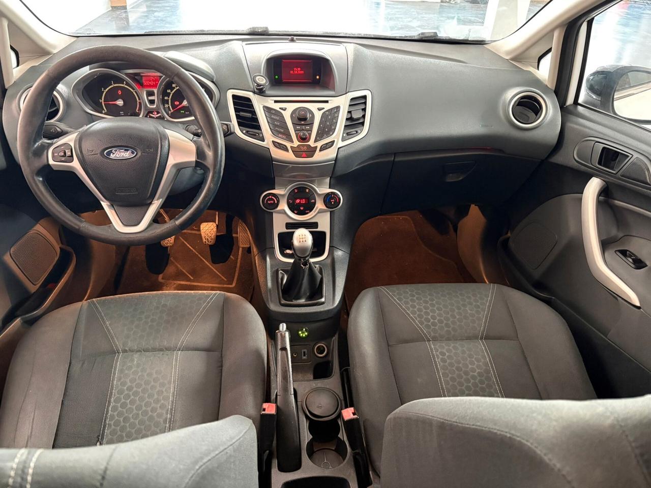 Ford Fiesta 1.4 5 porte Bz.- GPL Titanium