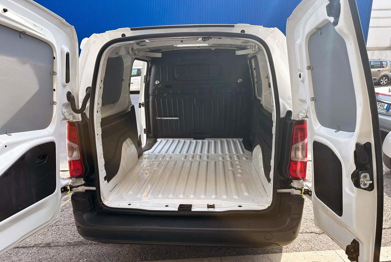 Opel Combo Cargo Lungo L2H1 1.5D 75KW S/S EDITION 2.4 T