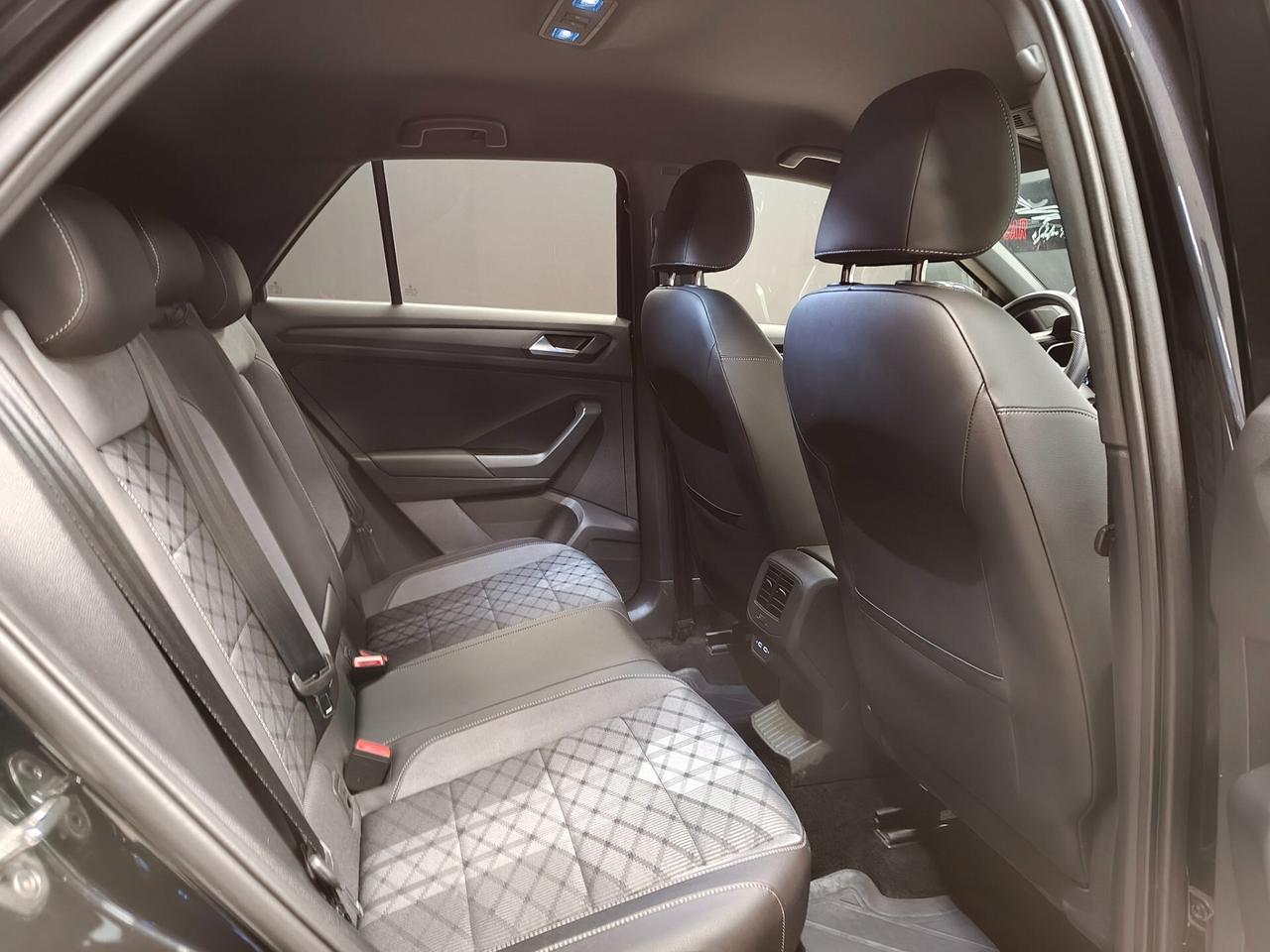 Volkswagen T-Roc 1.5 TSI ACT R-Line